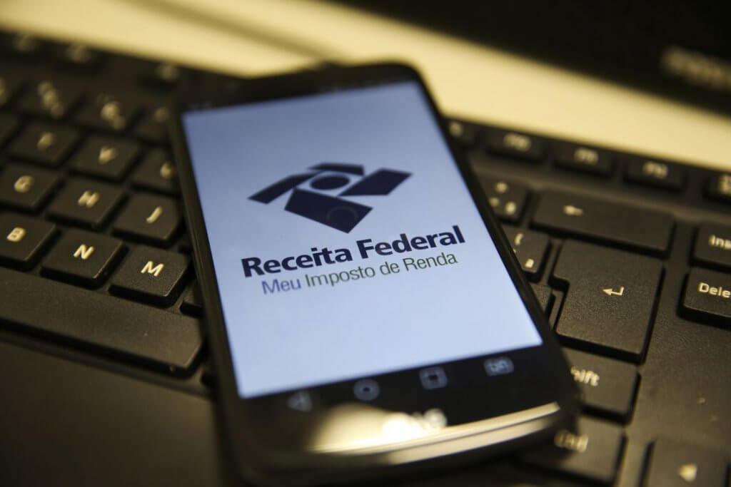 A Receita tinha notificado 738.605 micro e pequenas empresas que deviam R$ 21,5 bilhões ao Simples Nacional